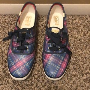 New! Keds leather 9.5 plaid sneakers
